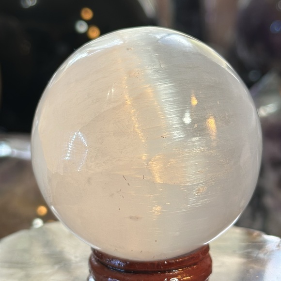 🎄SALE🎄Selenite Crystal Sphere With Flash! - Picture 5 of 5